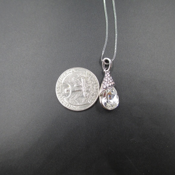 Vintage 17" Silver Tone Stunning Crystal Neckace - Picture 4 of 6